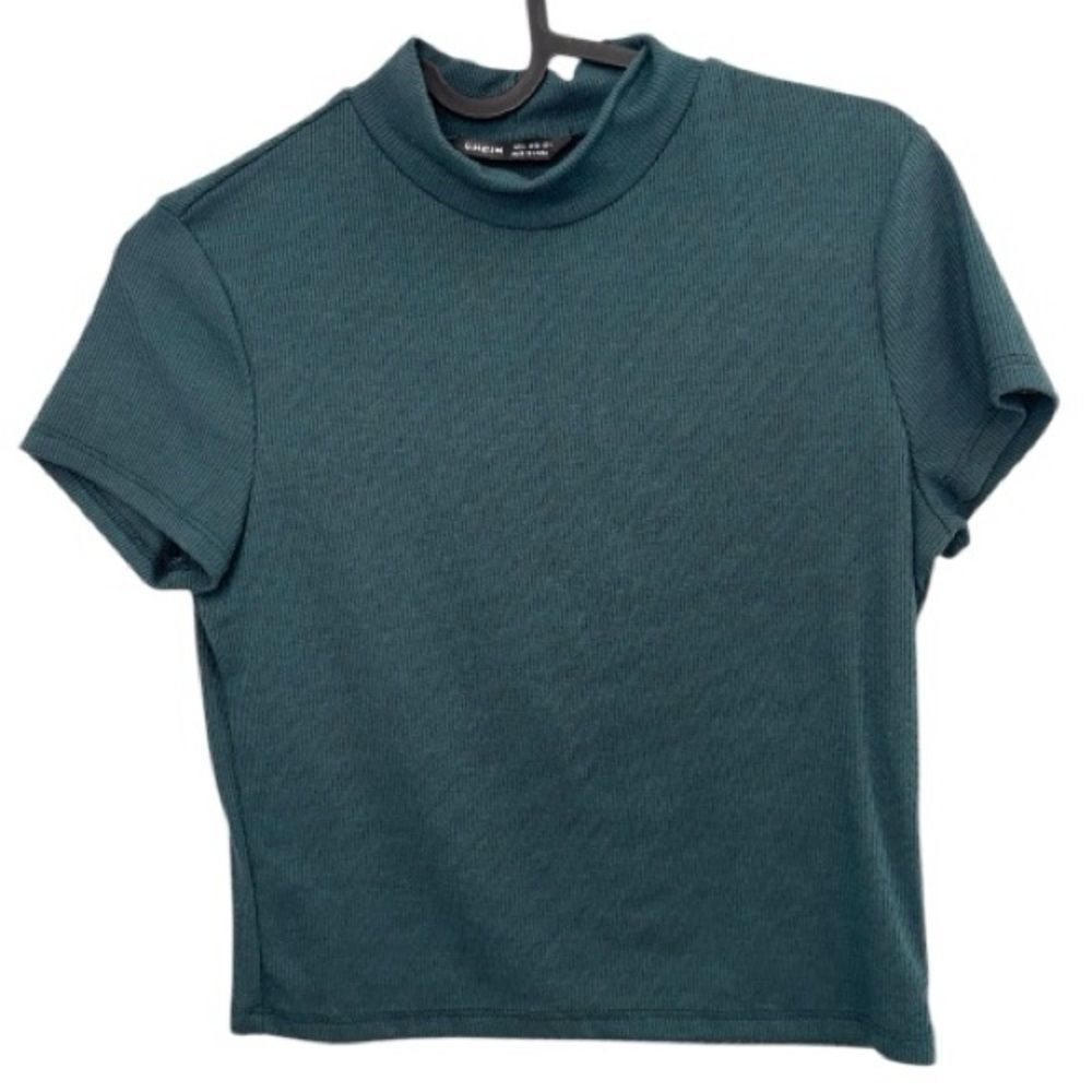SHEIN Women’s Green Short-Sleeve Mock Neck Crop Top Size Small